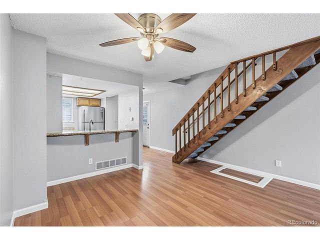 1937 S Balsam St, Lakewood, CO 80227