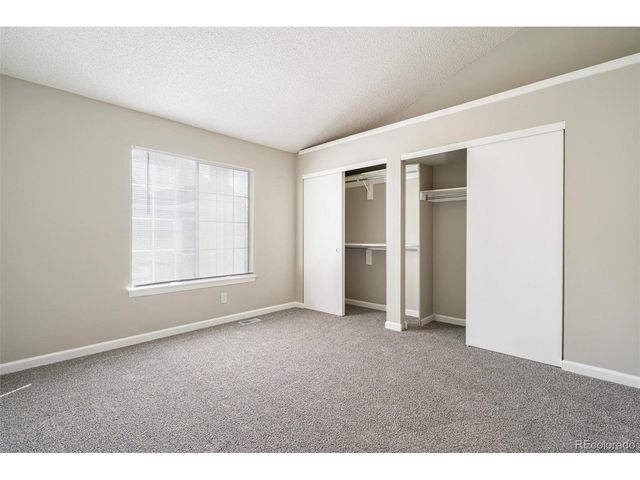 1937 S Balsam St, Lakewood, CO 80227