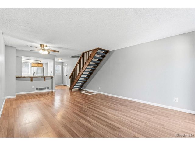 1937 S Balsam St, Lakewood, CO 80227