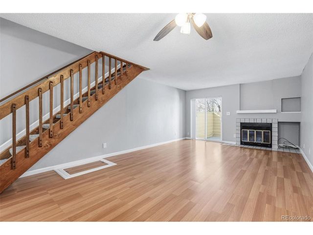 1937 S Balsam St, Lakewood, CO 80227