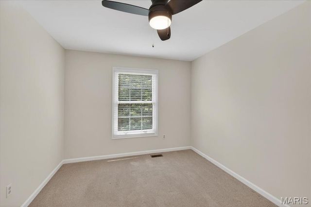 800 Bridlebrook Lane, Kirkwood, MO 63122