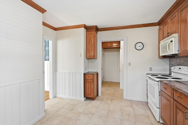 64 Greene Street, North Andover, MA 01845