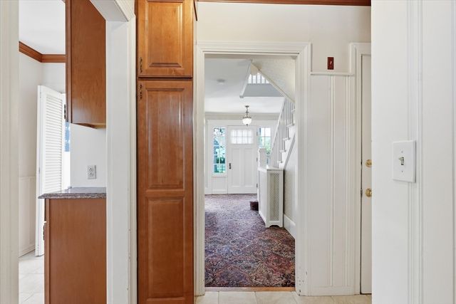 64 Greene Street, North Andover, MA 01845