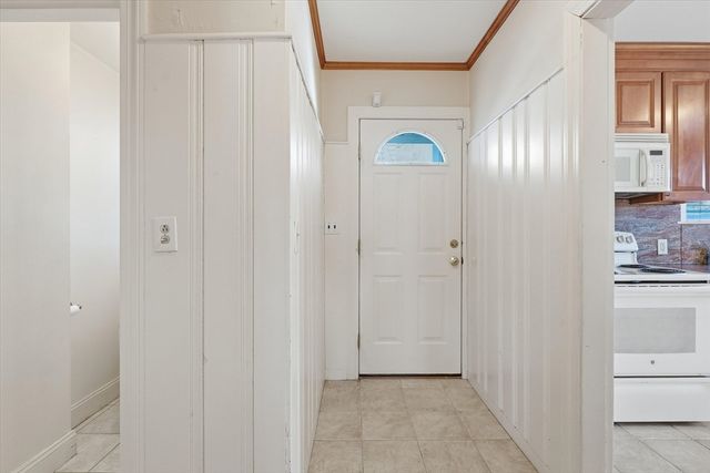 64 Greene Street, North Andover, MA 01845