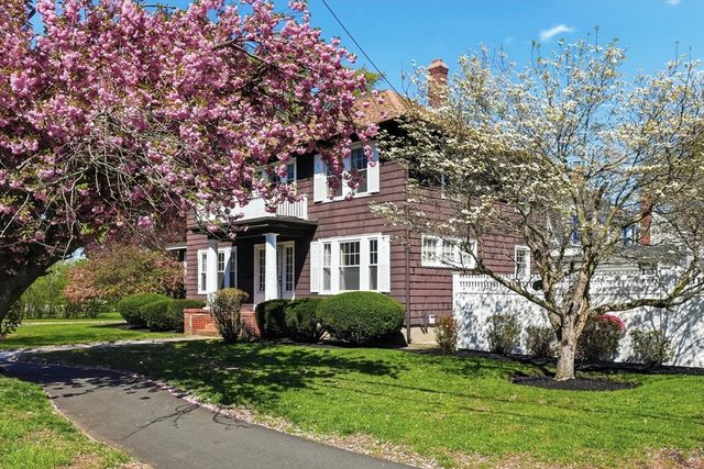 64 Greene Street, North Andover, MA 01845
