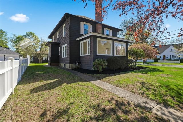64 Greene Street, North Andover, MA 01845
