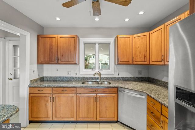 101 MAPLE AVE, Delanco, NJ 08075