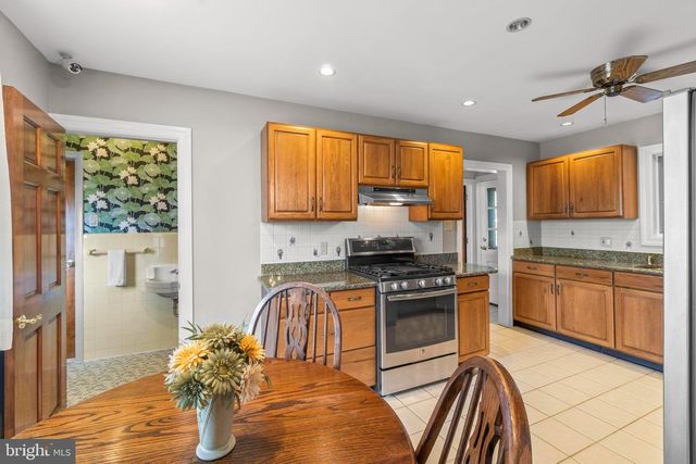 101 MAPLE AVE, Delanco, NJ 08075