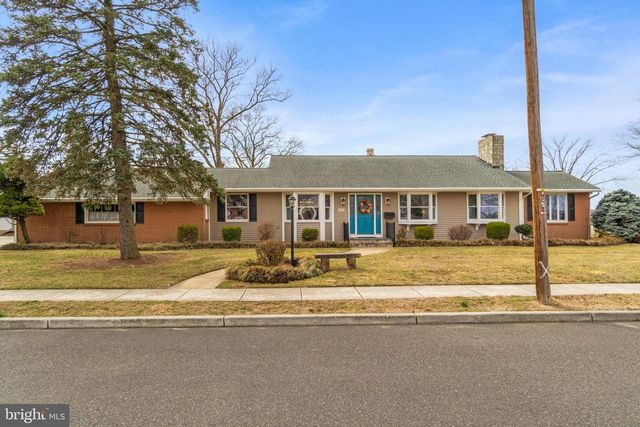 101 MAPLE AVE, Delanco, NJ 08075