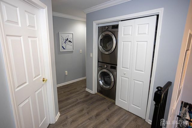 16 Biesiada Court, Sayreville, NJ 08859
