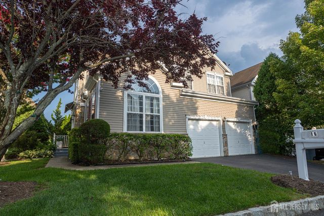 16 Biesiada Court, Sayreville, NJ 08859