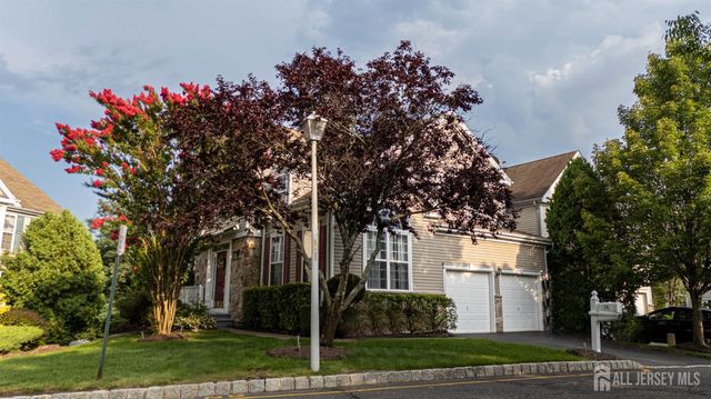 16 Biesiada Court, Sayreville, NJ 08859