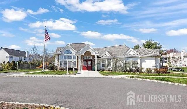16 Biesiada Court, Sayreville, NJ 08859