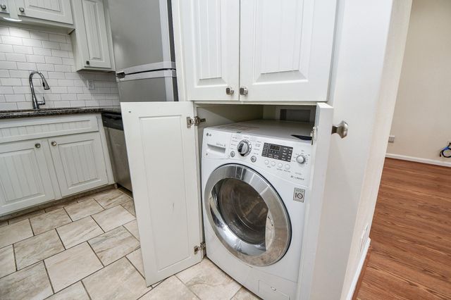 4040 San Felipe Street 170, Houston, TX 77027