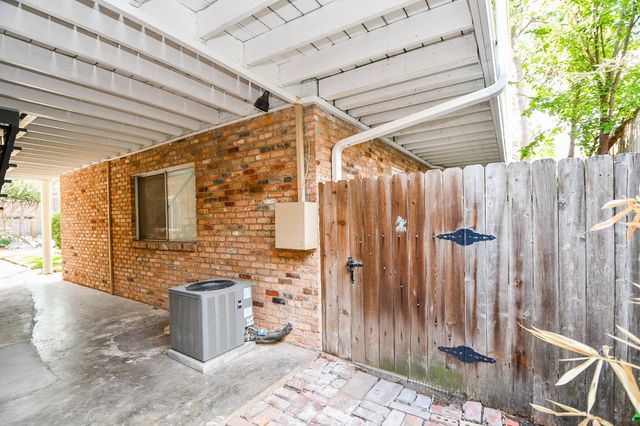 4040 San Felipe Street 170, Houston, TX 77027