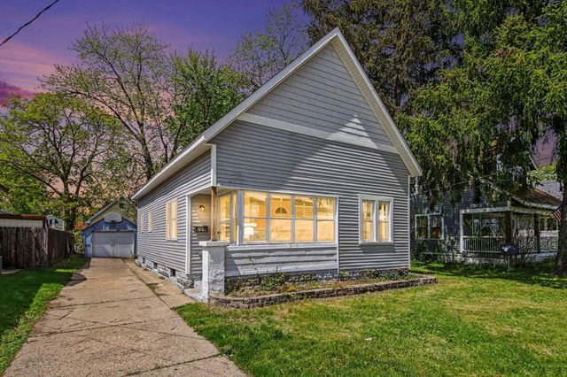 2319 Beverly Avenue SW, Wyoming, MI 49519