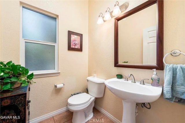 41154 Heights, Palmdale, CA 93551