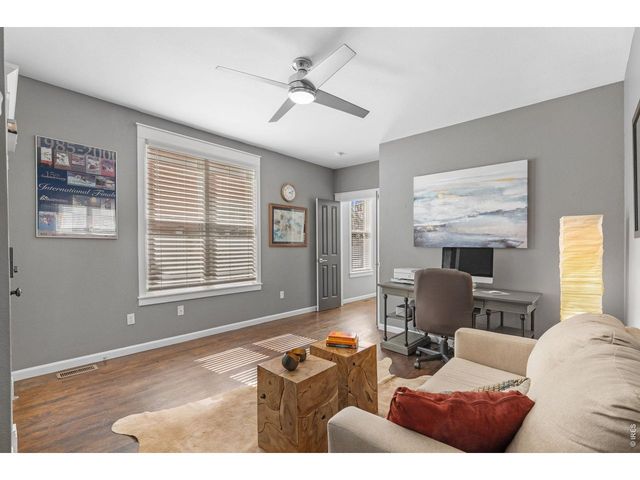 1029 Katy Ln, Longmont, CO 80504