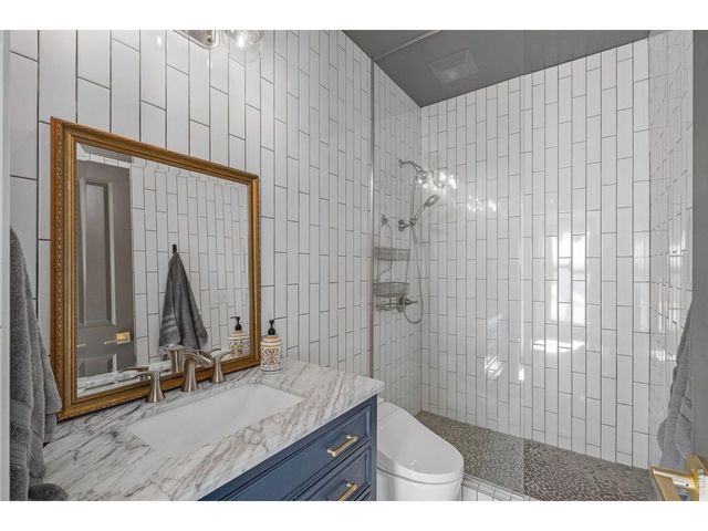 1029 Katy Ln, Longmont, CO 80504