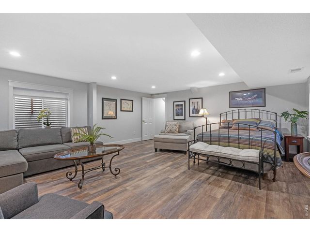 1029 Katy Ln, Longmont, CO 80504