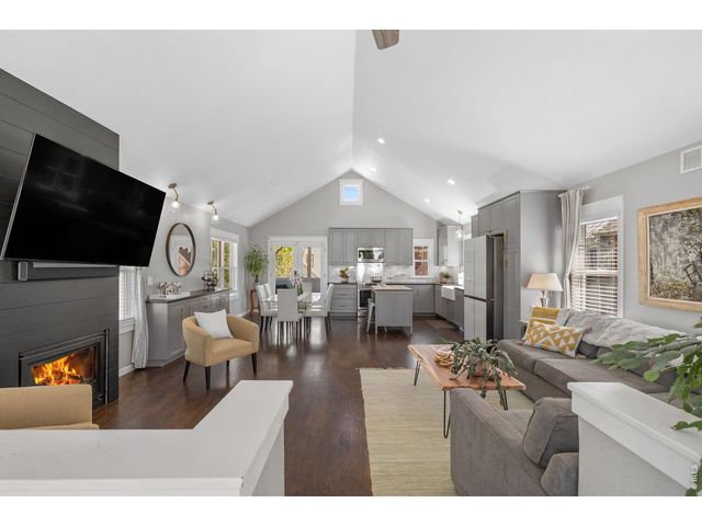 1029 Katy Ln, Longmont, CO 80504