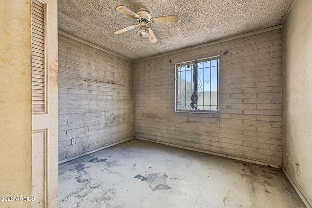 1138 W APACHE Street, Phoenix, AZ 85007