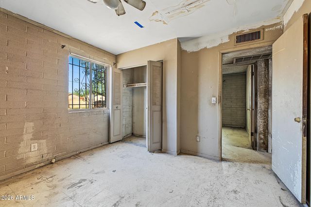 1138 W APACHE Street, Phoenix, AZ 85007