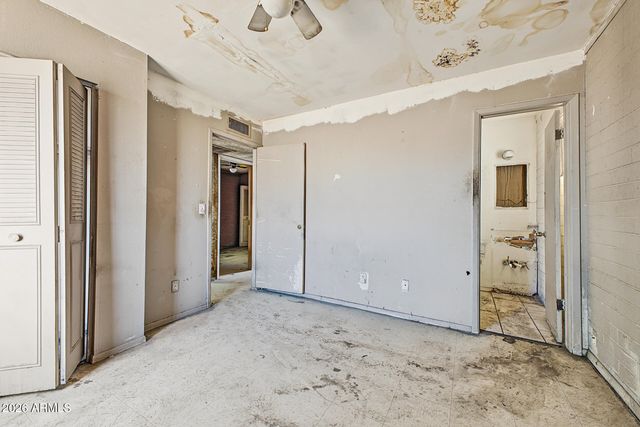 1138 W APACHE Street, Phoenix, AZ 85007