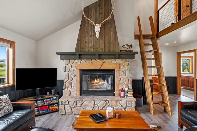 455 Dulohery Lane, Bozeman, MT 59715