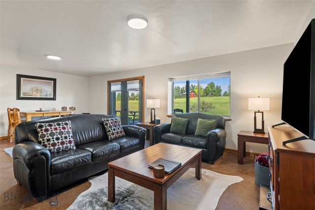 455 Dulohery Lane, Bozeman, MT 59715
