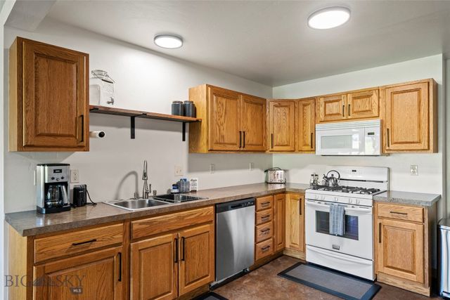 455 Dulohery Lane, Bozeman, MT 59715