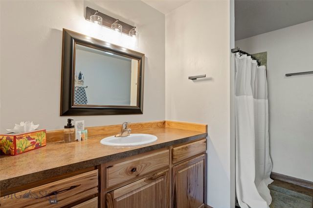 455 Dulohery Lane, Bozeman, MT 59715