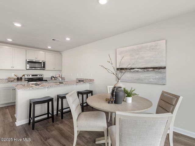 4345 Majesty Drive Unit 396, Castle Hayne, NC 28429