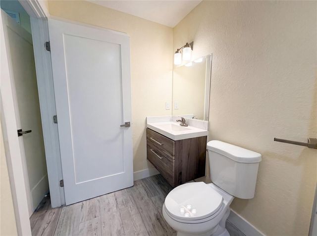1914 LANDAU AVENUE, North Port, FL 34288