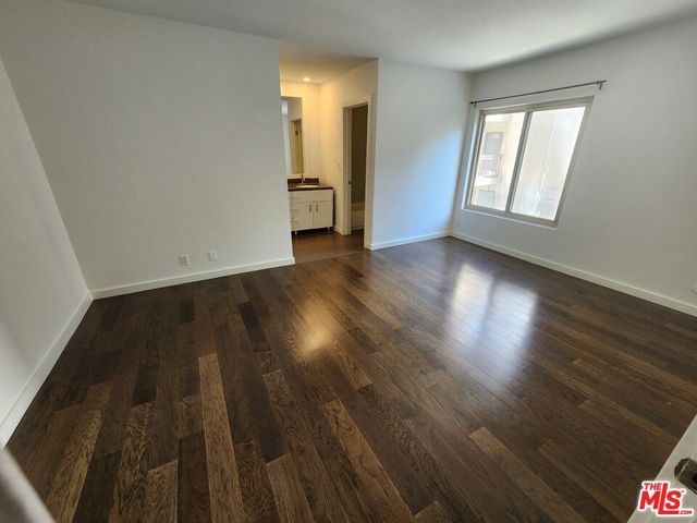 141 S Clark Drive 323, West Hollywood, CA 90048