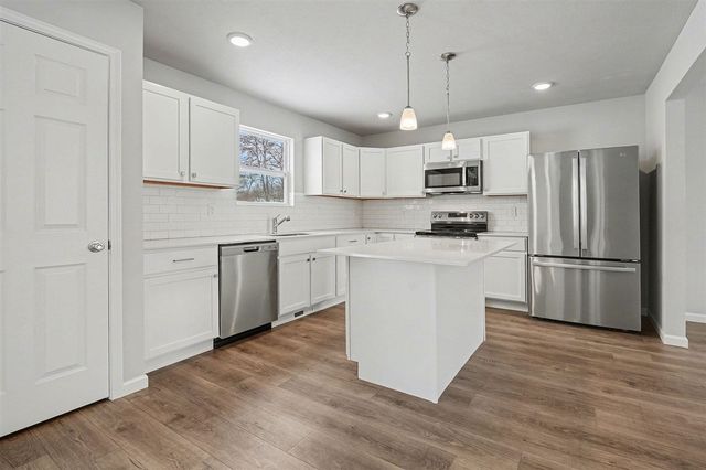 48605 Silver Oaks Boulevard, Mattawan, MI 49071