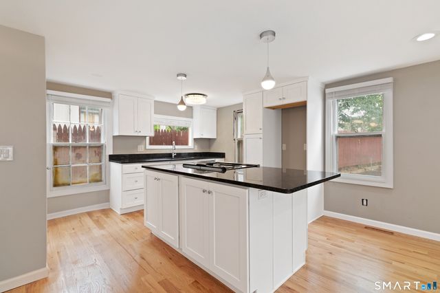 601 Chapel Street B, New Haven, CT 06511