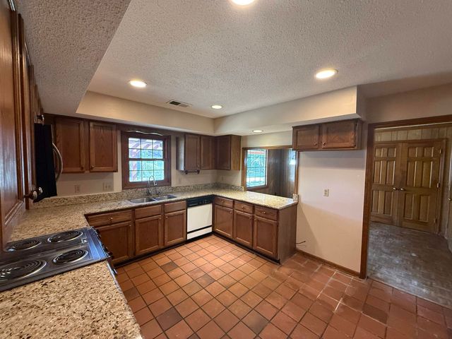 2764 E GERALD FORD DR, Memphis, TN 38016