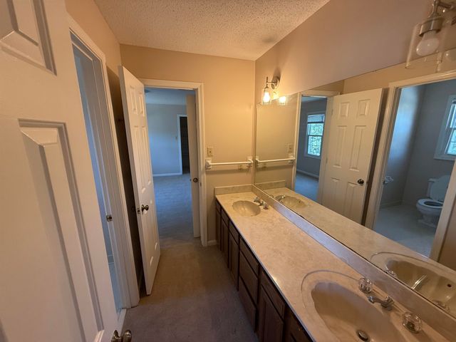 2764 E GERALD FORD DR, Memphis, TN 38016