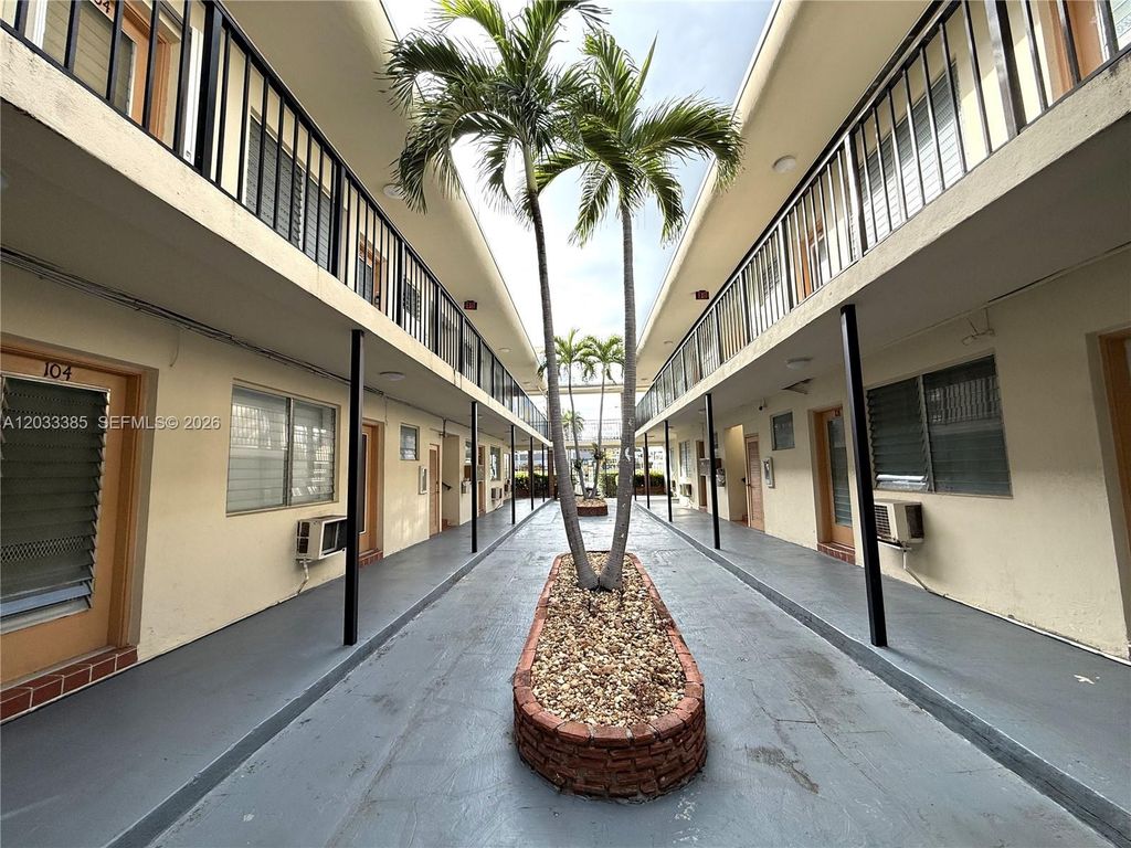 6885 Byron Avenue 103, Miami Beach, FL 33141