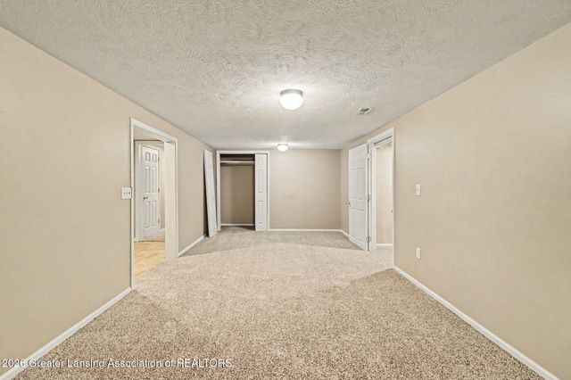 1706 Laurelwood Drive, Holt, MI 48842