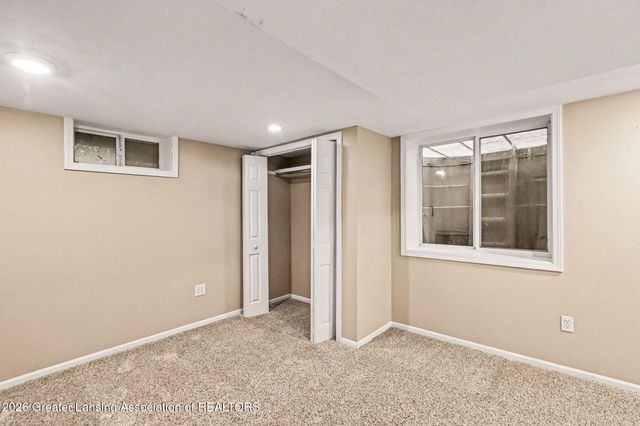 1706 Laurelwood Drive, Holt, MI 48842