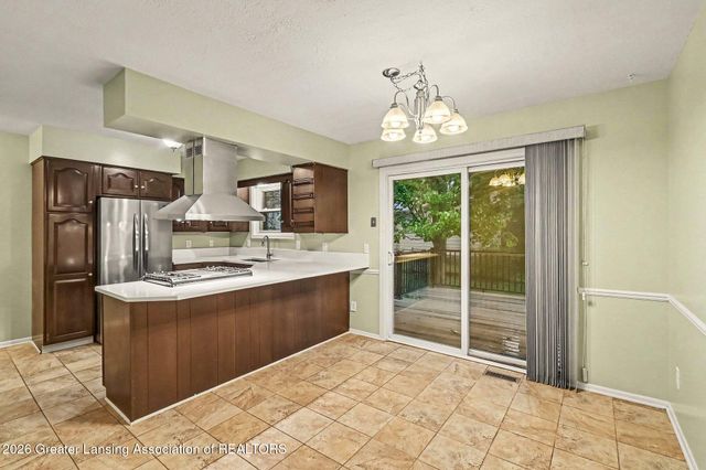 1706 Laurelwood Drive, Holt, MI 48842