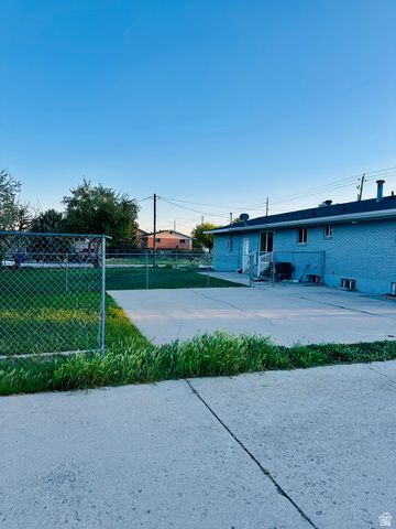 8805 S 2700 W, West Jordan, UT 84088