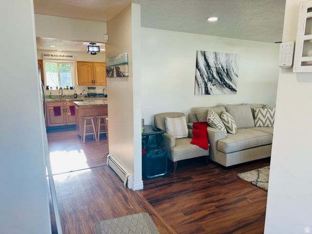 8805 S 2700 W, West Jordan, UT 84088