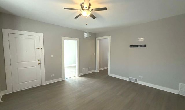 2324 CLARENCE Avenue 2, Berwyn, IL 60402