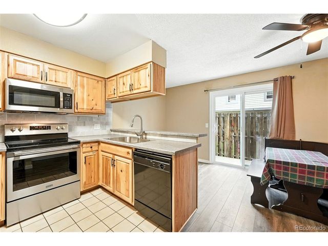 9762 W Cornell Pl, Lakewood, CO 80227