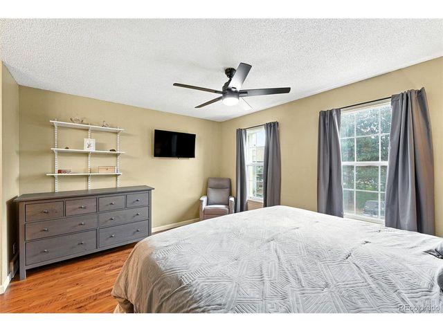 9762 W Cornell Pl, Lakewood, CO 80227