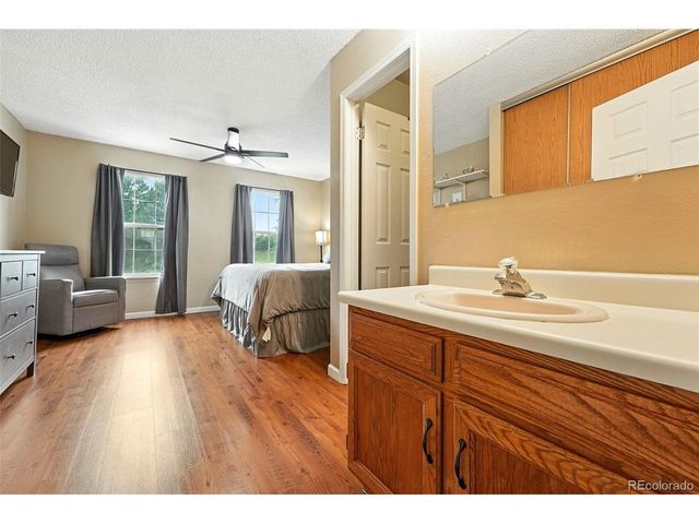 9762 W Cornell Pl, Lakewood, CO 80227