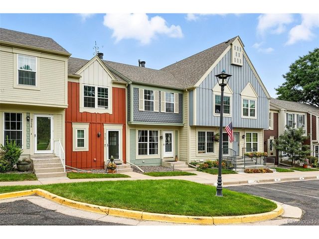 9762 W Cornell Pl, Lakewood, CO 80227